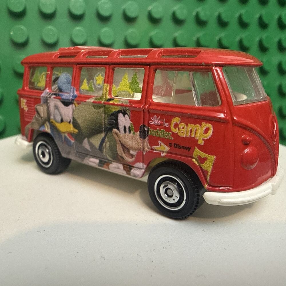 1998 Matchbox VW Transporter Disney Donald Goofy Camp Buddies Red Bus Diecast